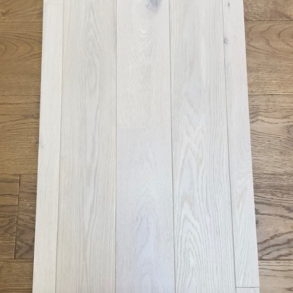 Windsor Engineered Real Wood Oak UV Brushed White Lacquered